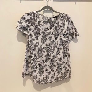 EUC Banana Republic blouse size Medium
